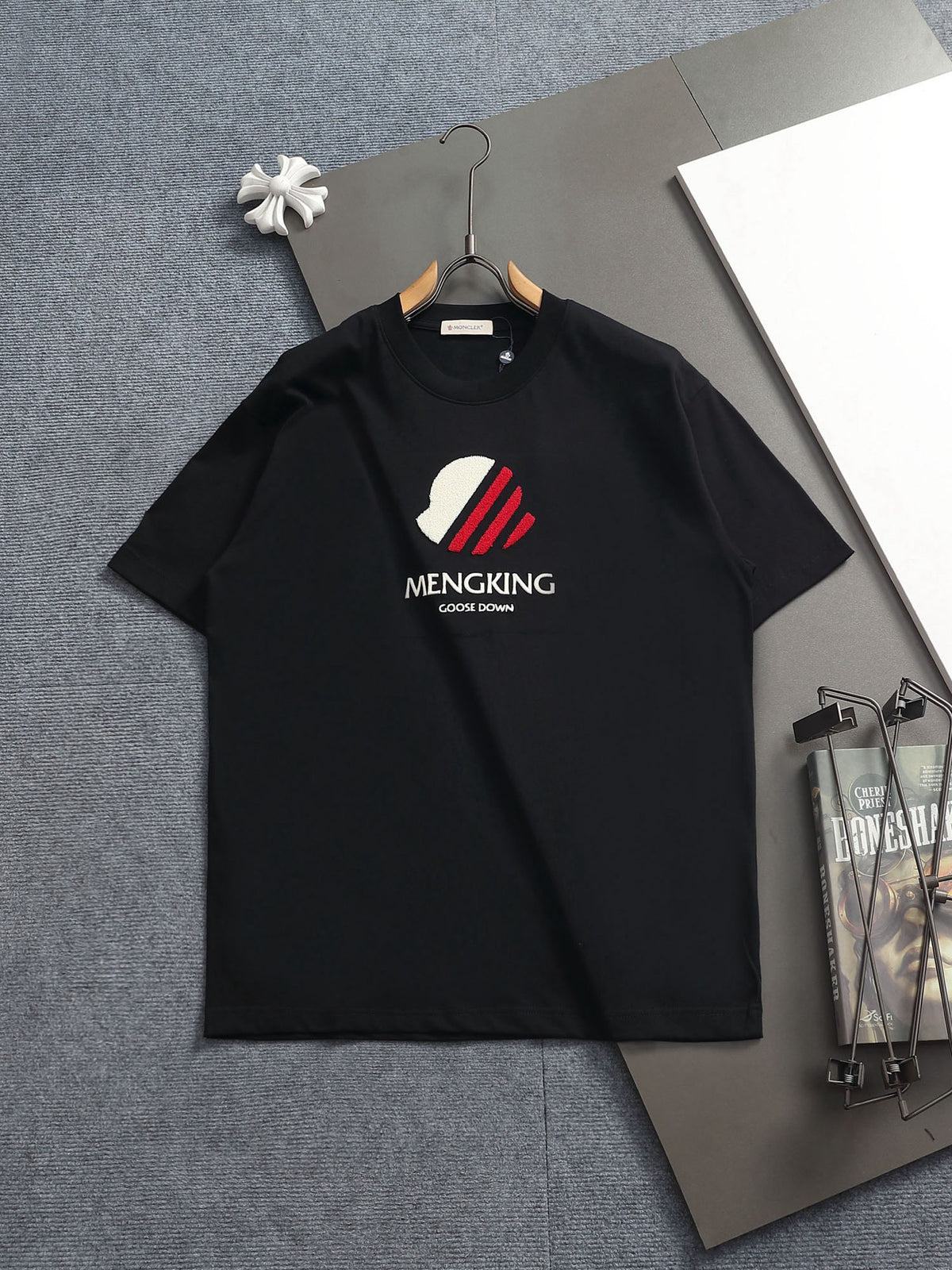 Classic T-shirt-339