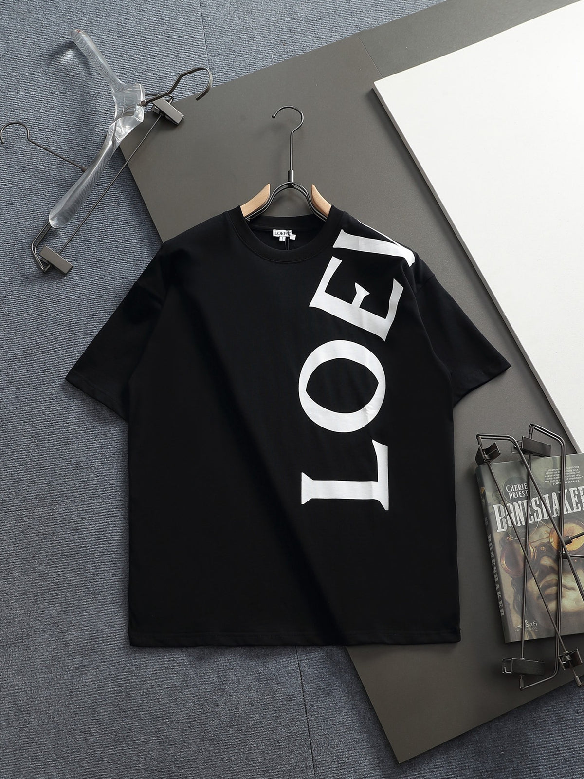 Classic T-shirt-350