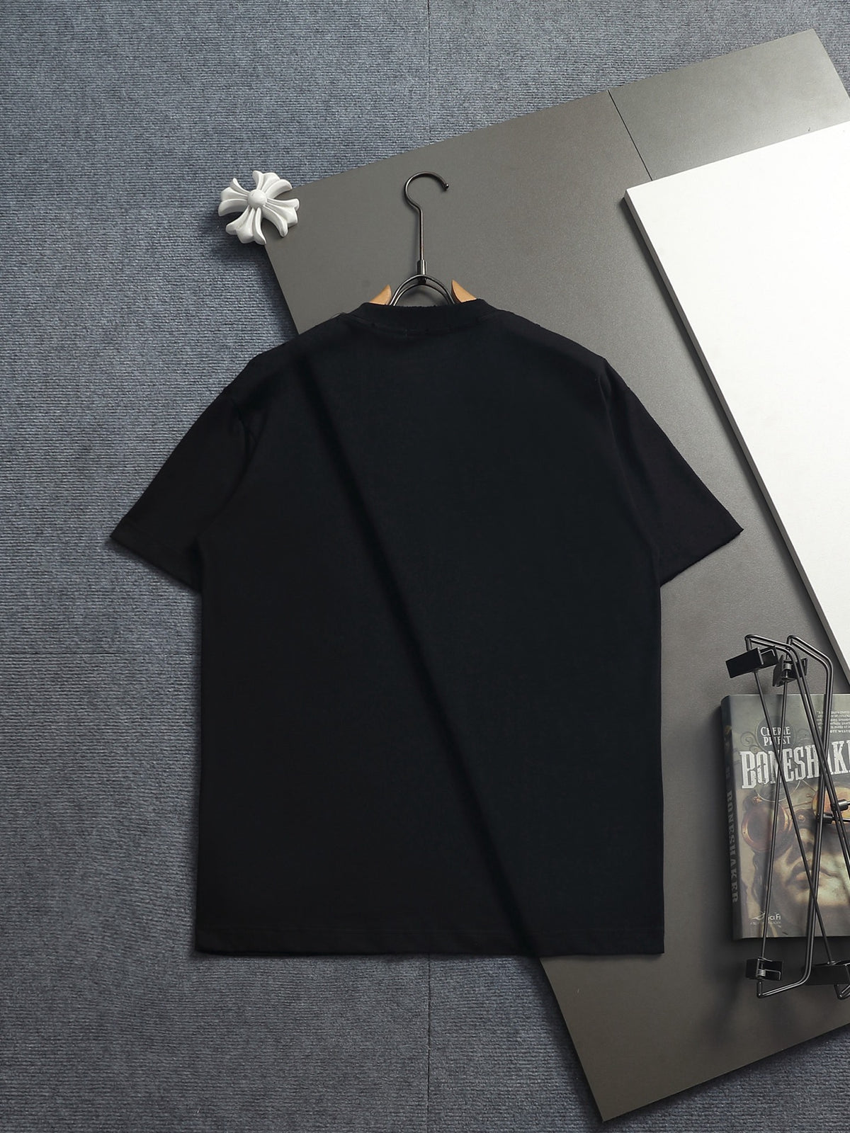 Classic T-shirt-495
