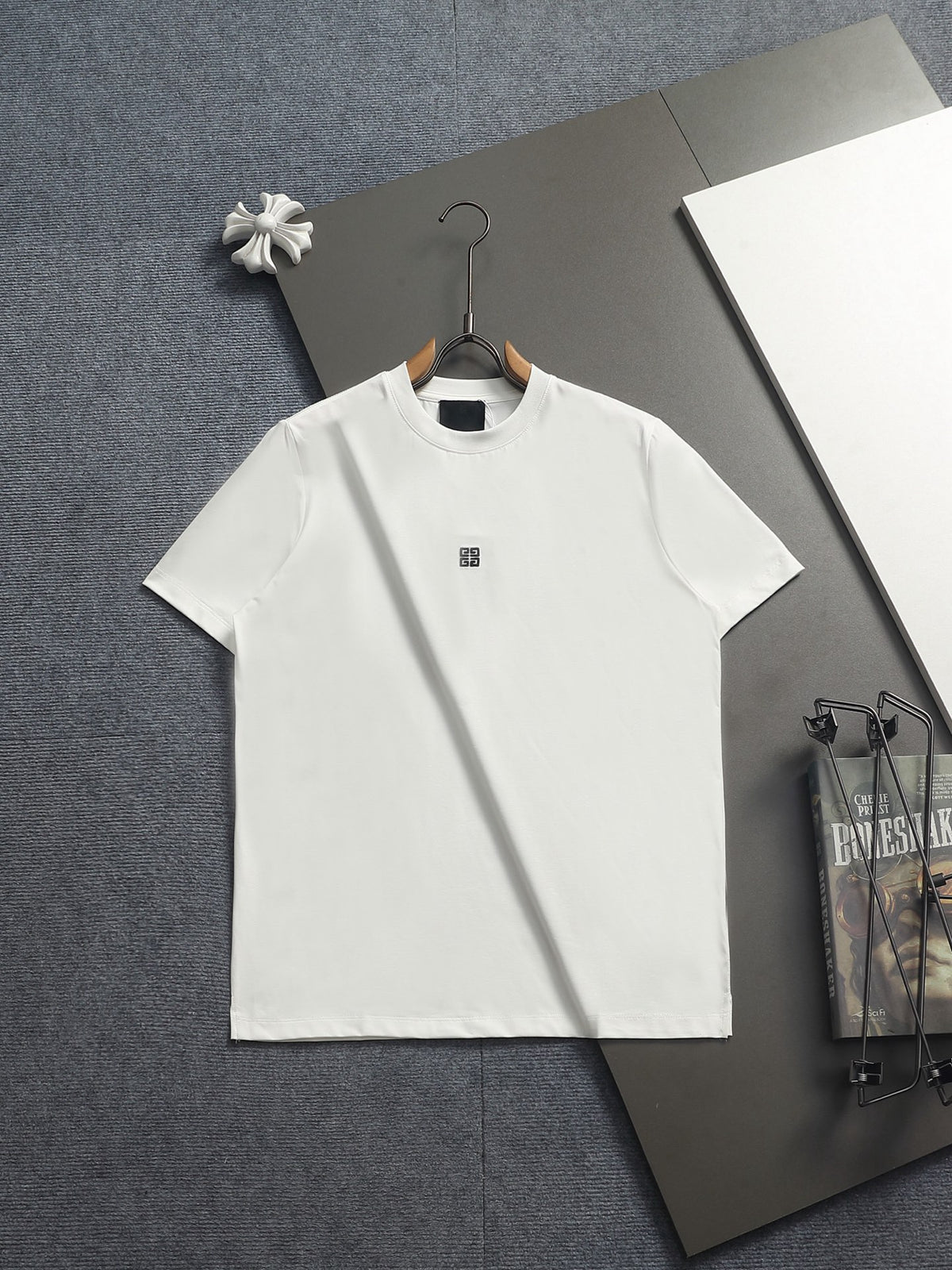 Classic T-shirt-501