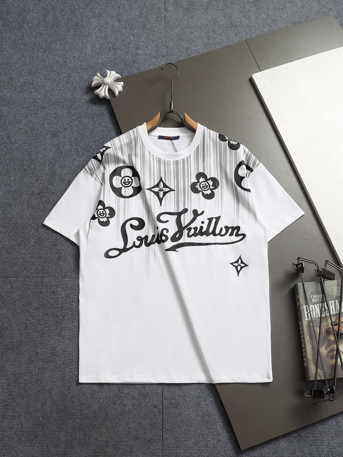 Classic T-shirt-567