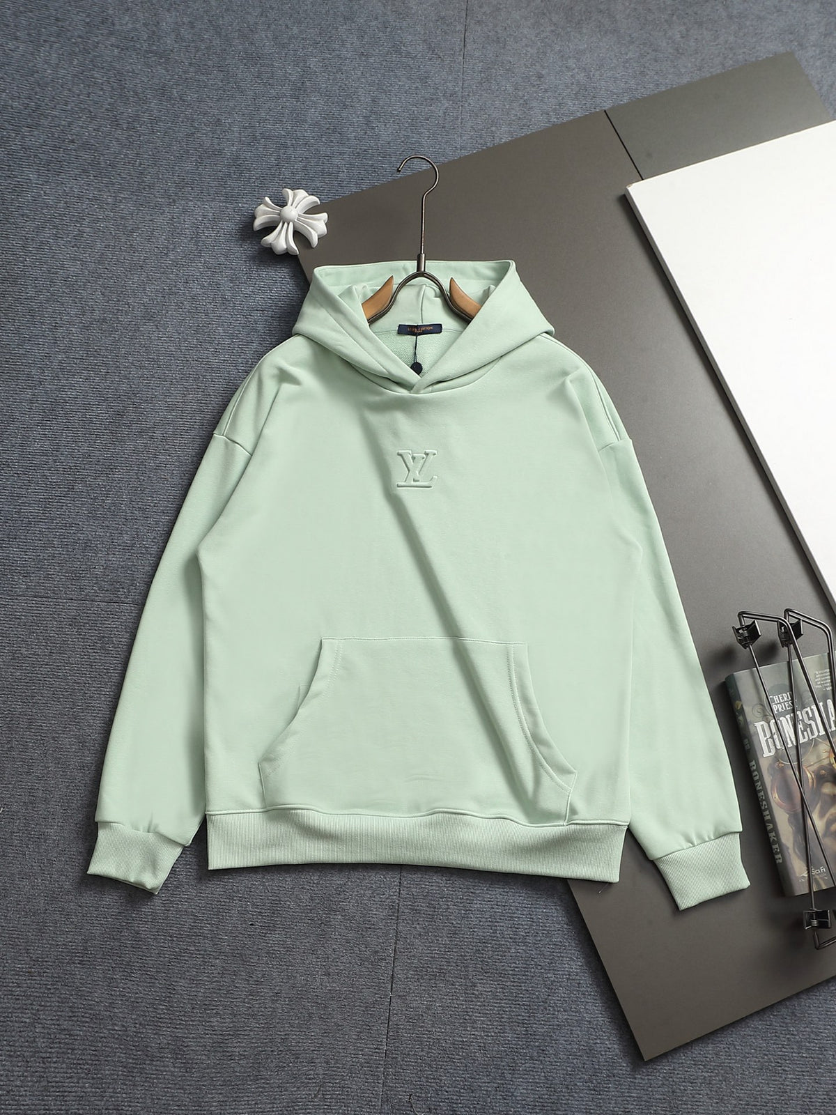 Classic Fit Hoodie-1108