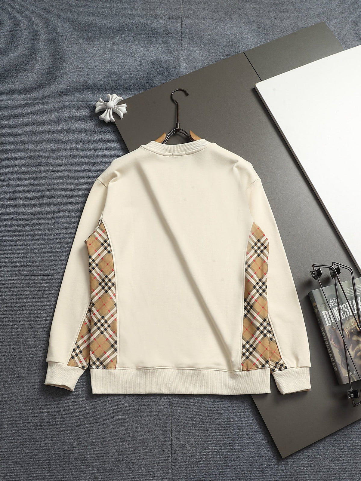 Classic Fashion Sweater-1183