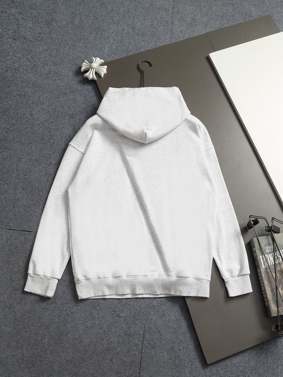 Classic Fit Hoodie-1115