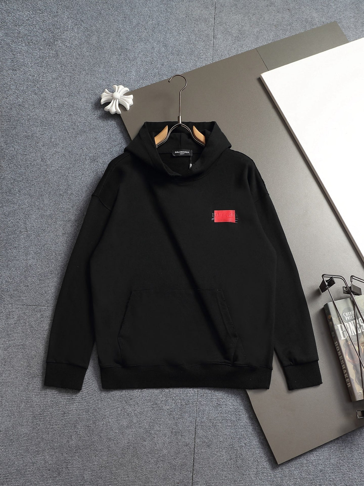 Classic Fit Hoodie-1121