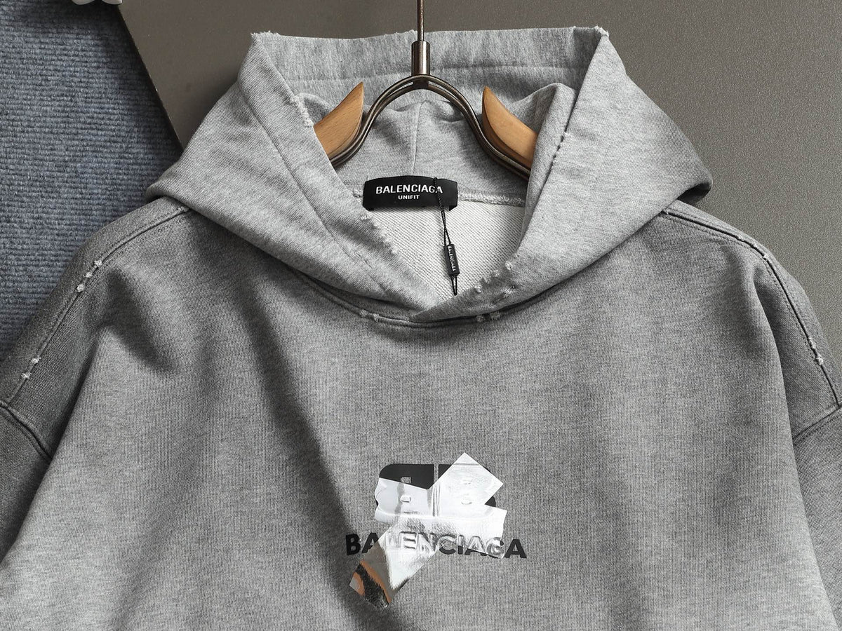Classic Fit Hoodie-1124