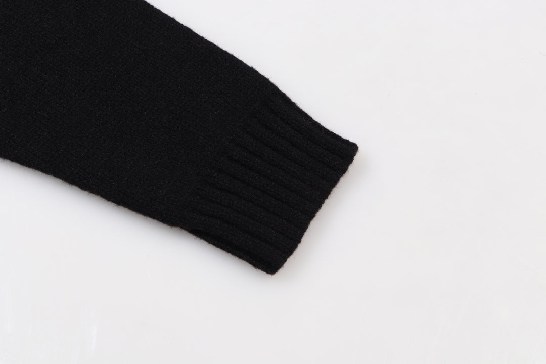 Classic Fashion Sweater-1320
