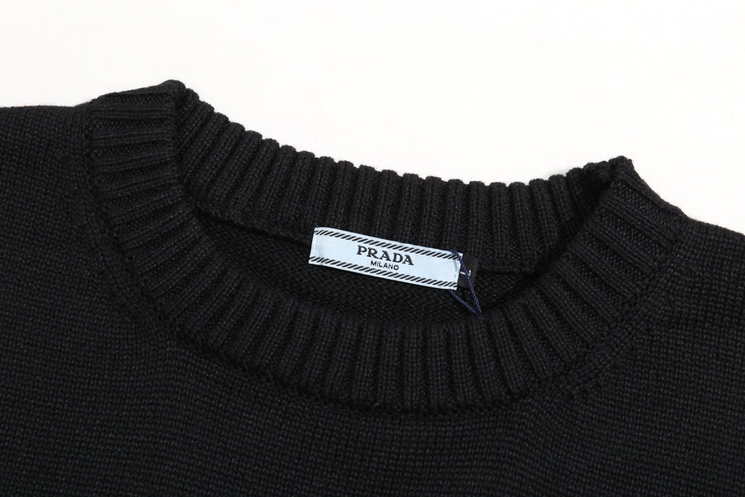 Classic Fashion Sweater-1401
