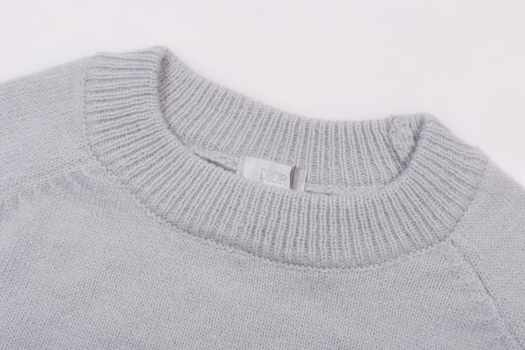 Classic Fashion Sweater-1411