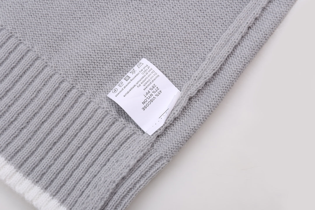 Classic Fashion Sweater-1411
