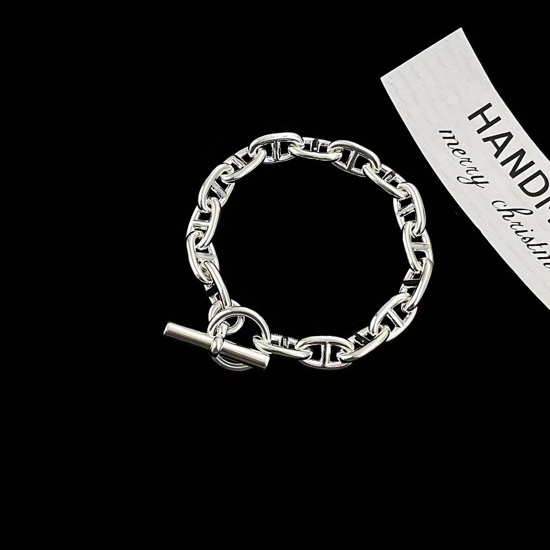 Classic Accessories