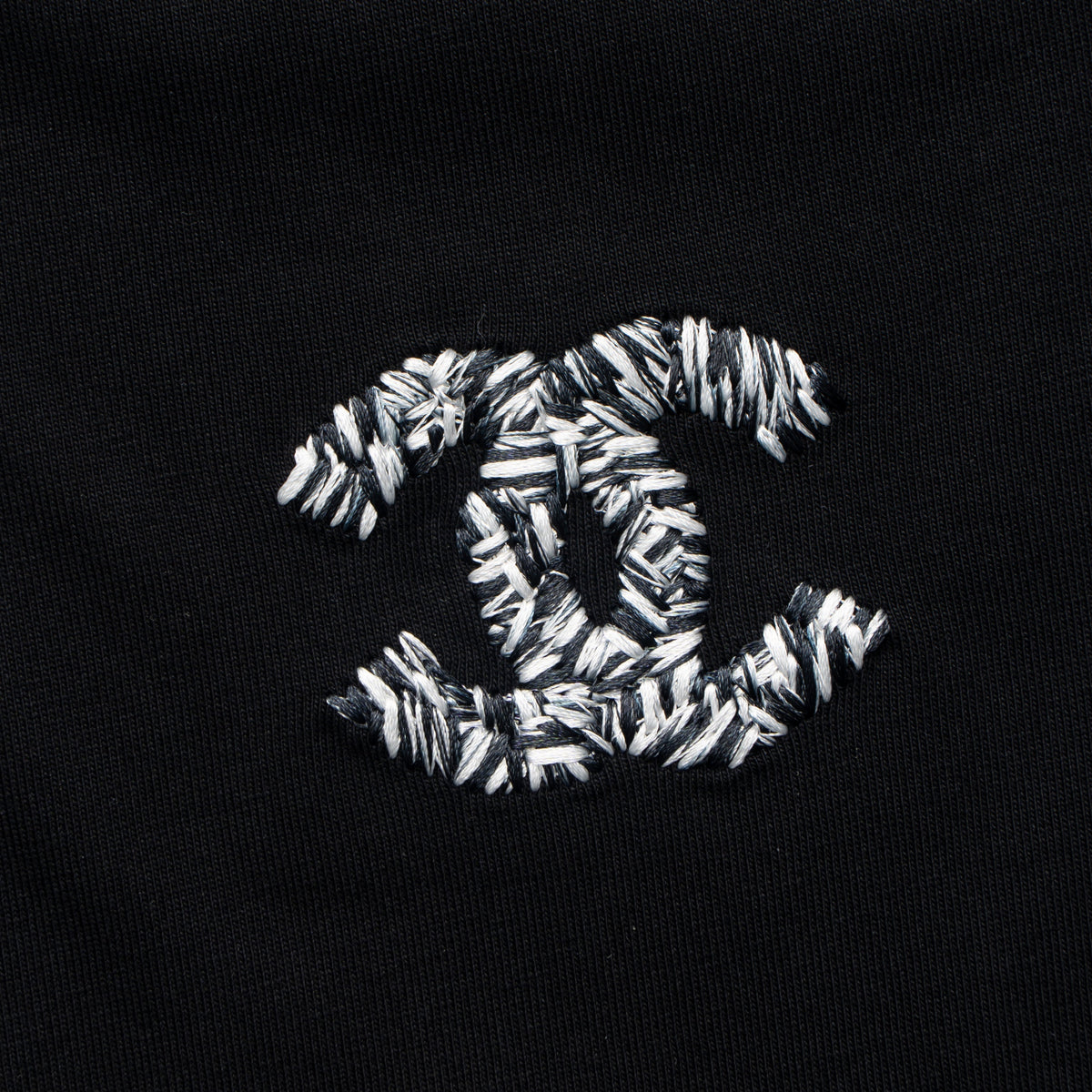 Printed T-Shirt: High-End Fashion Statement-1101