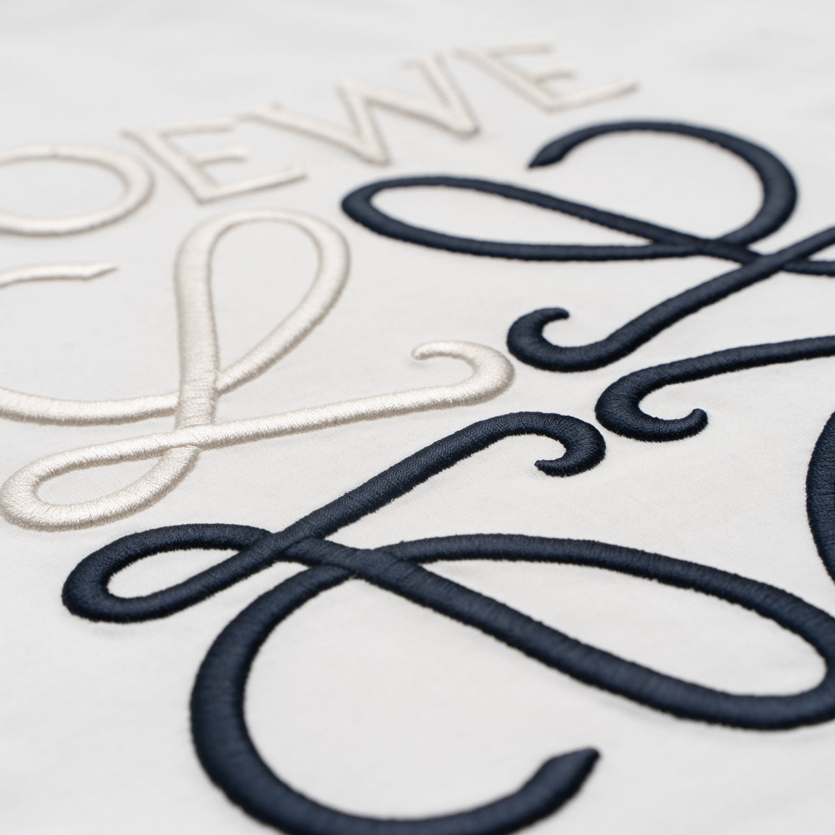 Printed T-Shirt: High-End Fashion Statement-1051