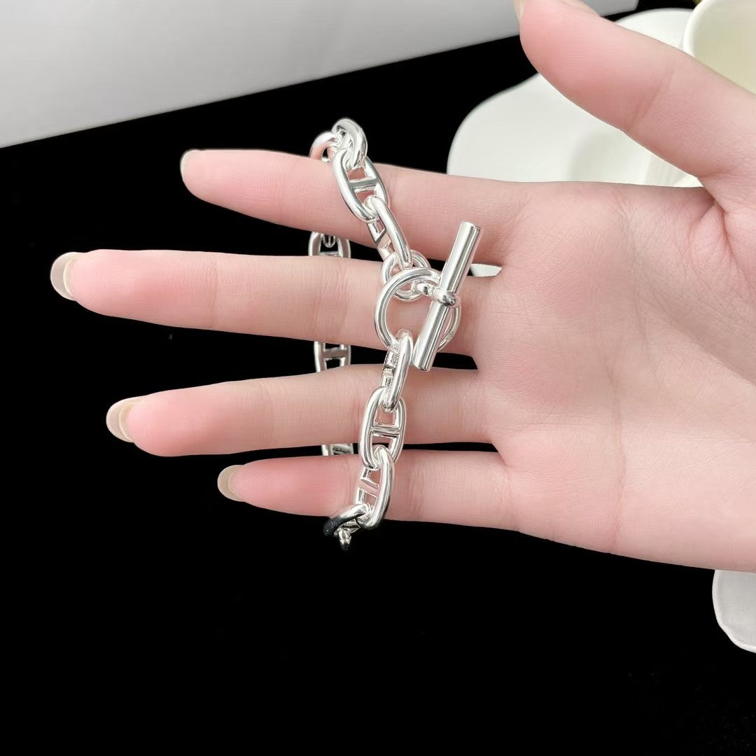 Classic Accessories