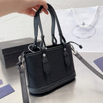 Exquisite leather bags-642