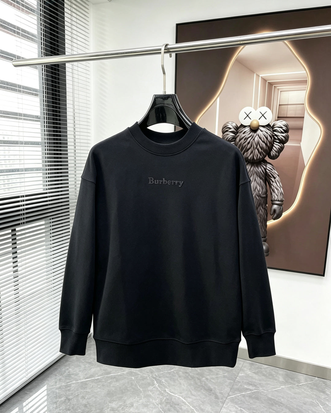 Classic Sweatshirt - 08