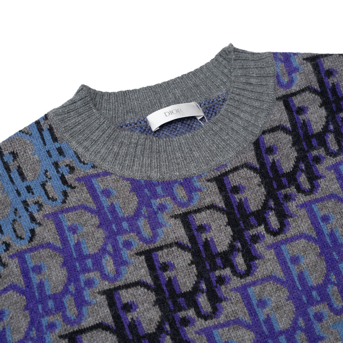 Classic Fashion Sweater-1520
