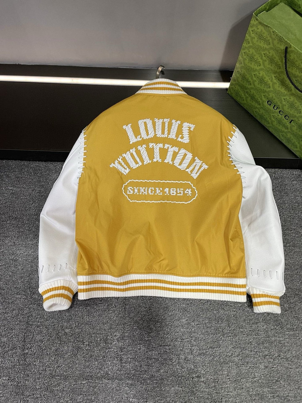 High-End Custom Jacket - 577