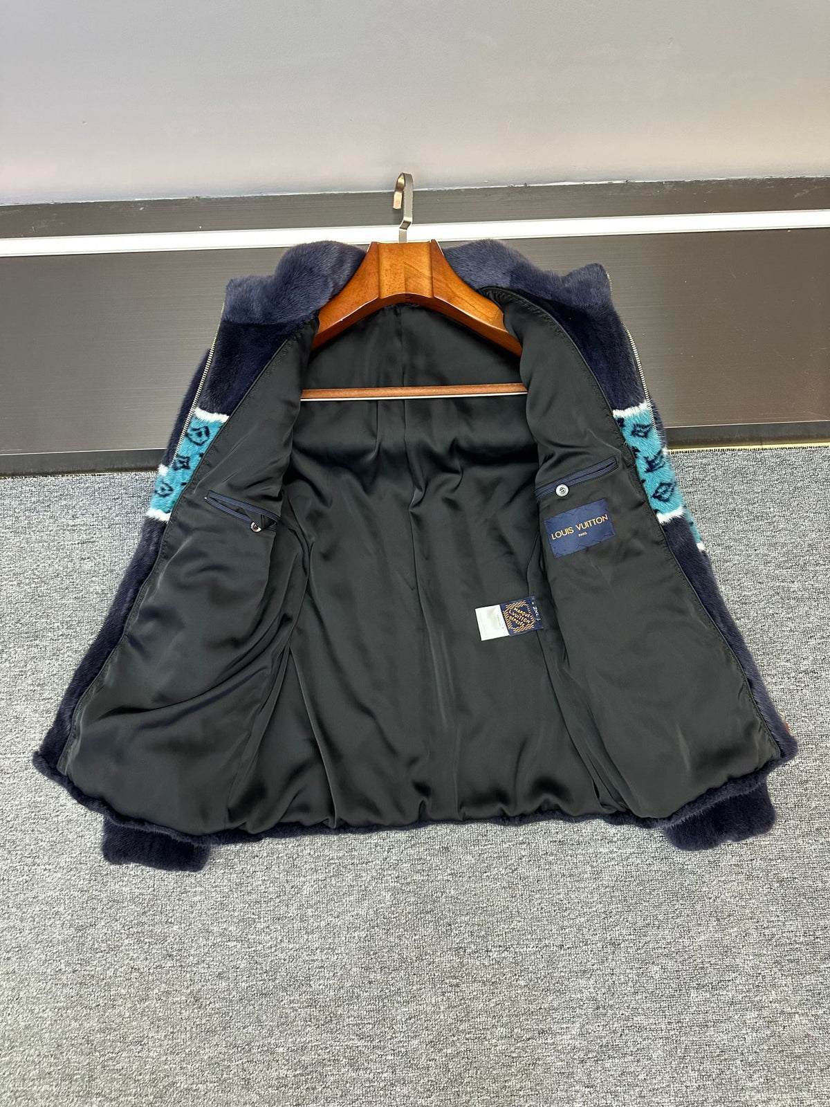 High-End Custom Jacket - 584