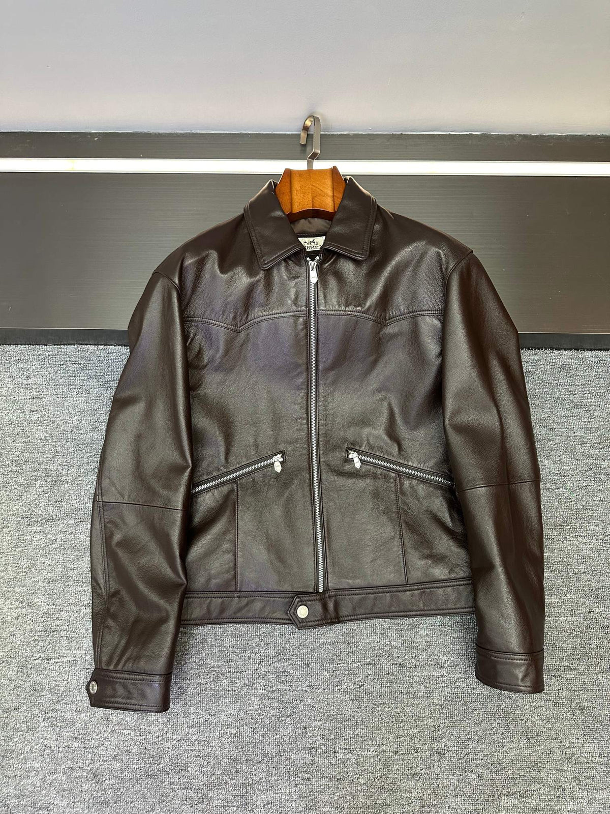 High-End Custom Jacket - 582