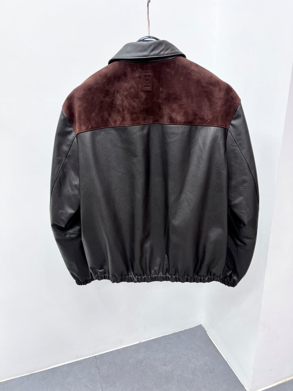 High-End Custom Jacket - 677