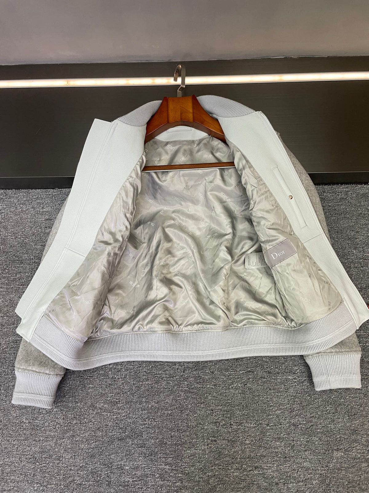 High-End Custom Jacket - 573