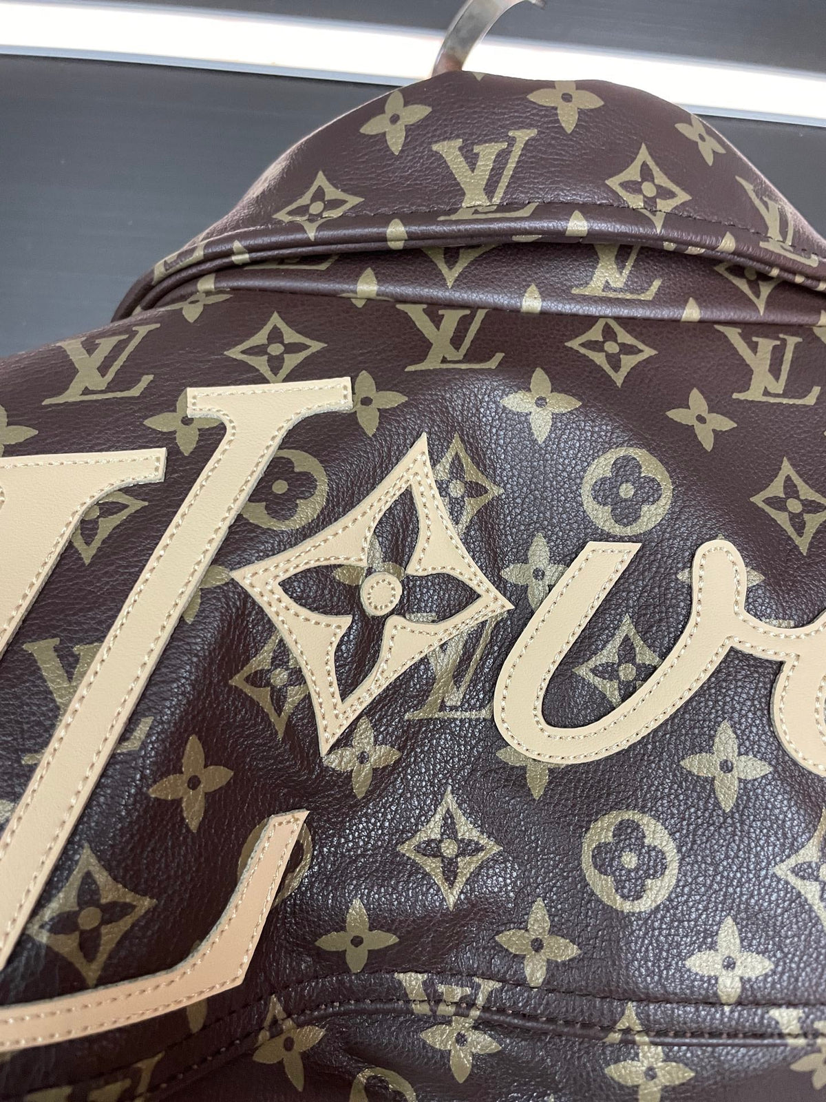 High-End Custom Jacket - 572