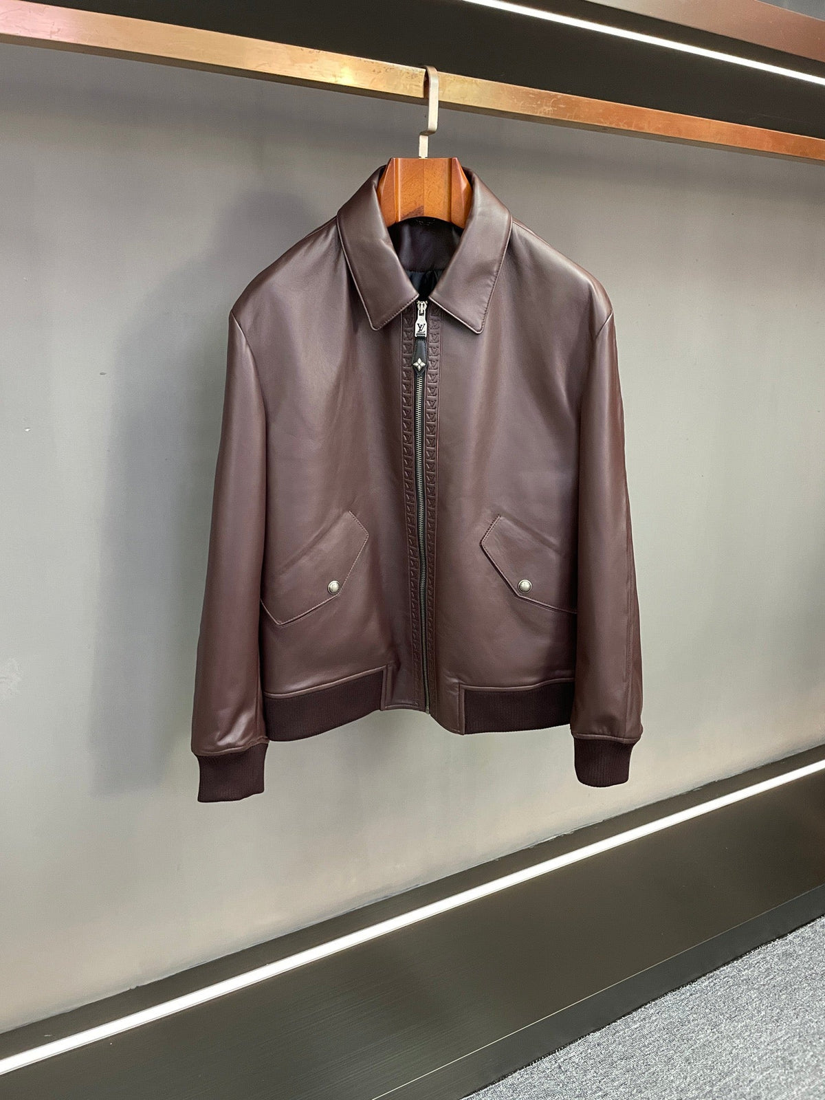 High-End Custom Jacket - 571