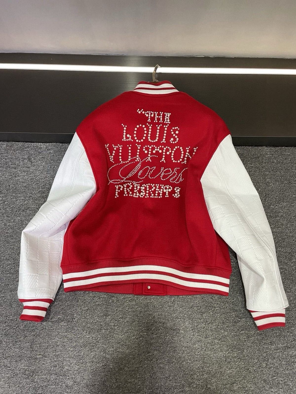 High-End Custom Jacket - 568