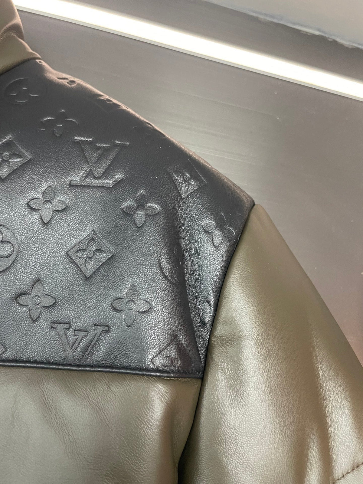 High-End Custom Jacket - 567