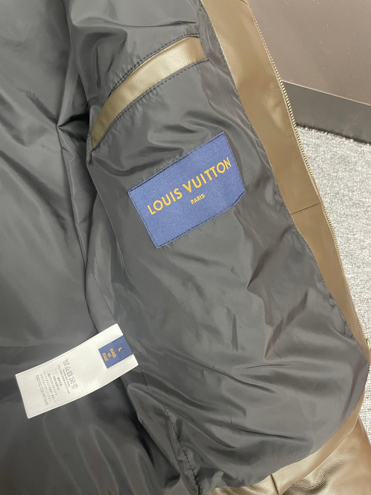 High-End Custom Jacket - 567