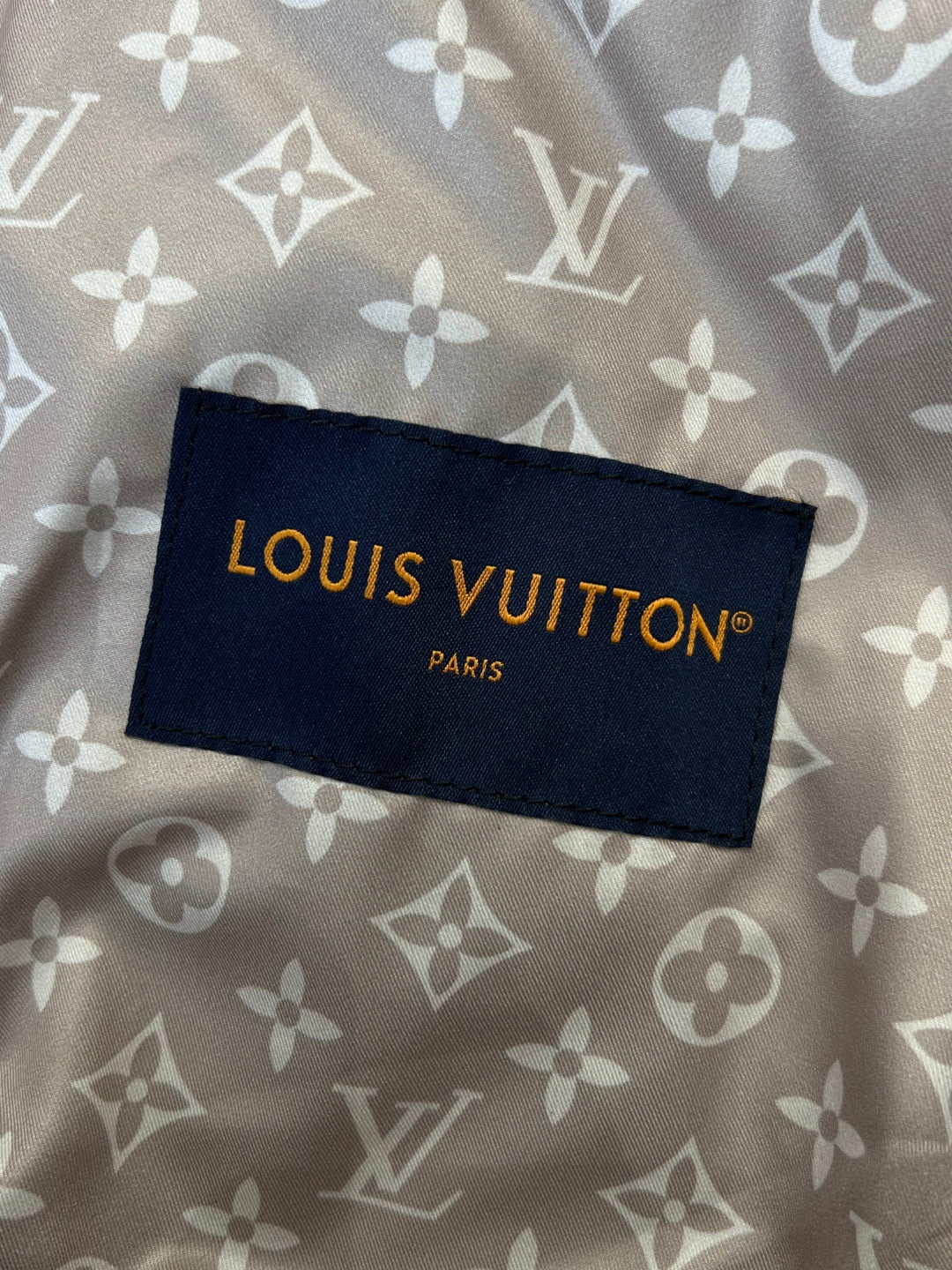 High-End Custom Jacket - 406