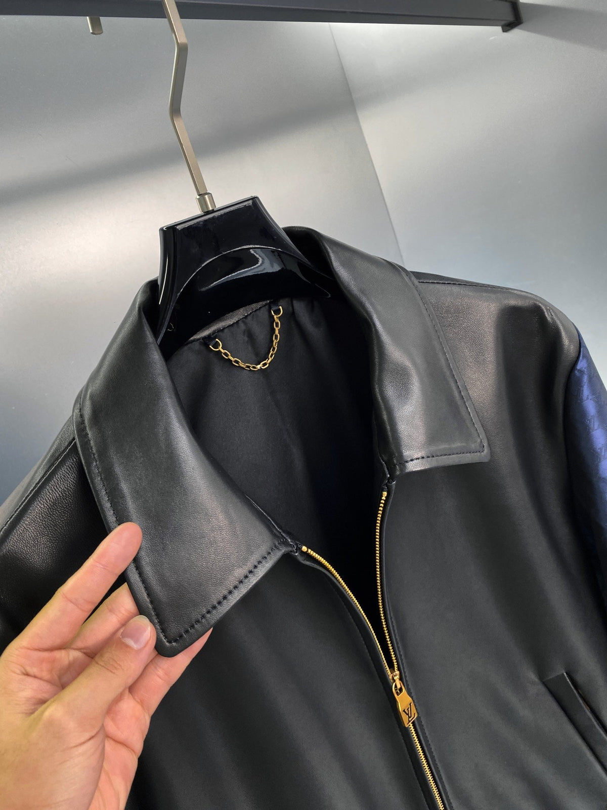 High-End Custom Jacket - 547