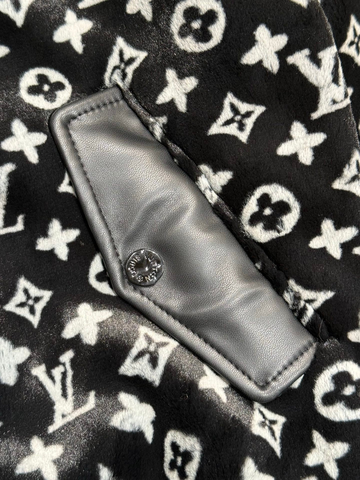 High-End Custom Jacket - 471