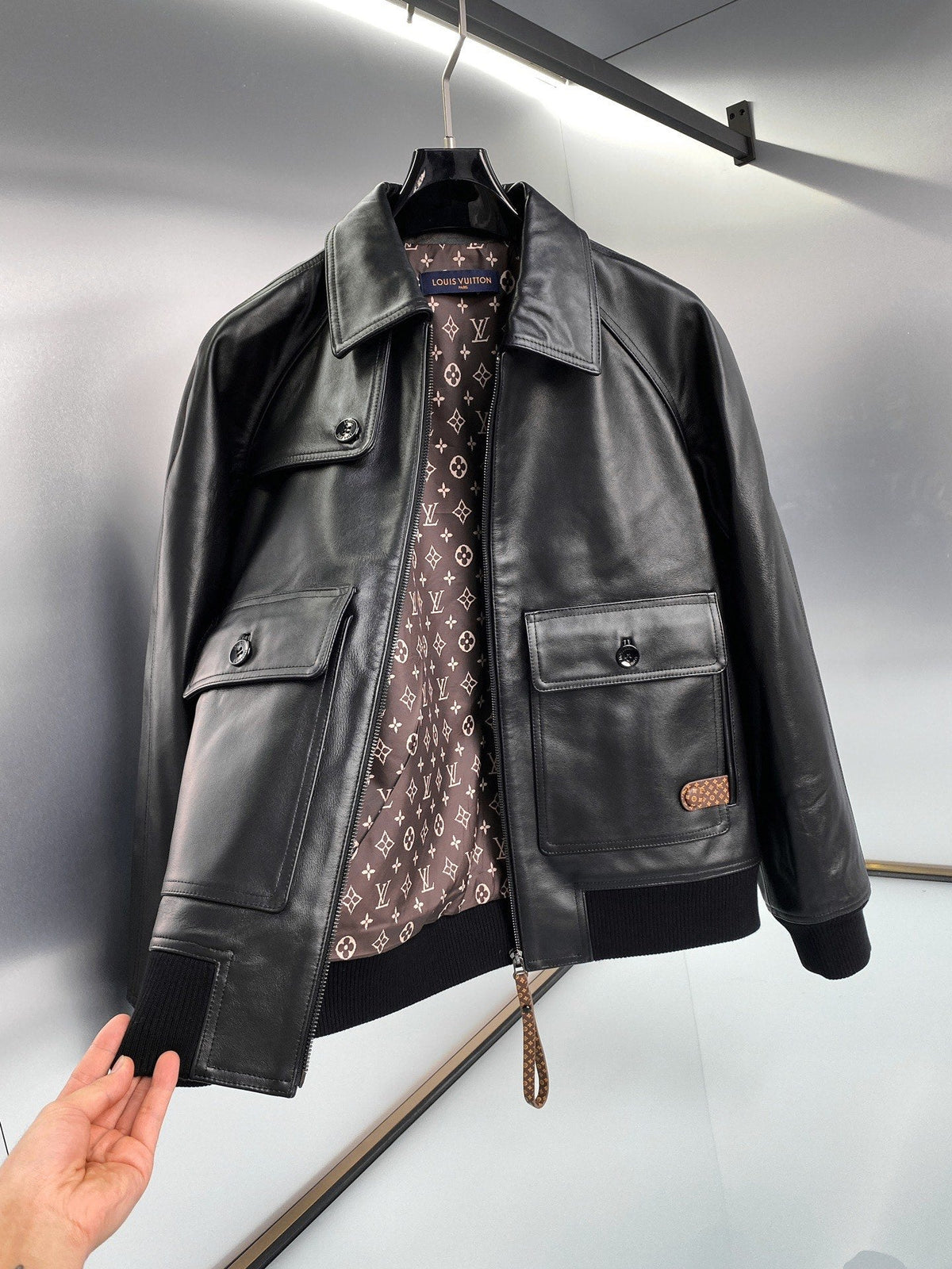 High-End Custom Jacket - 548