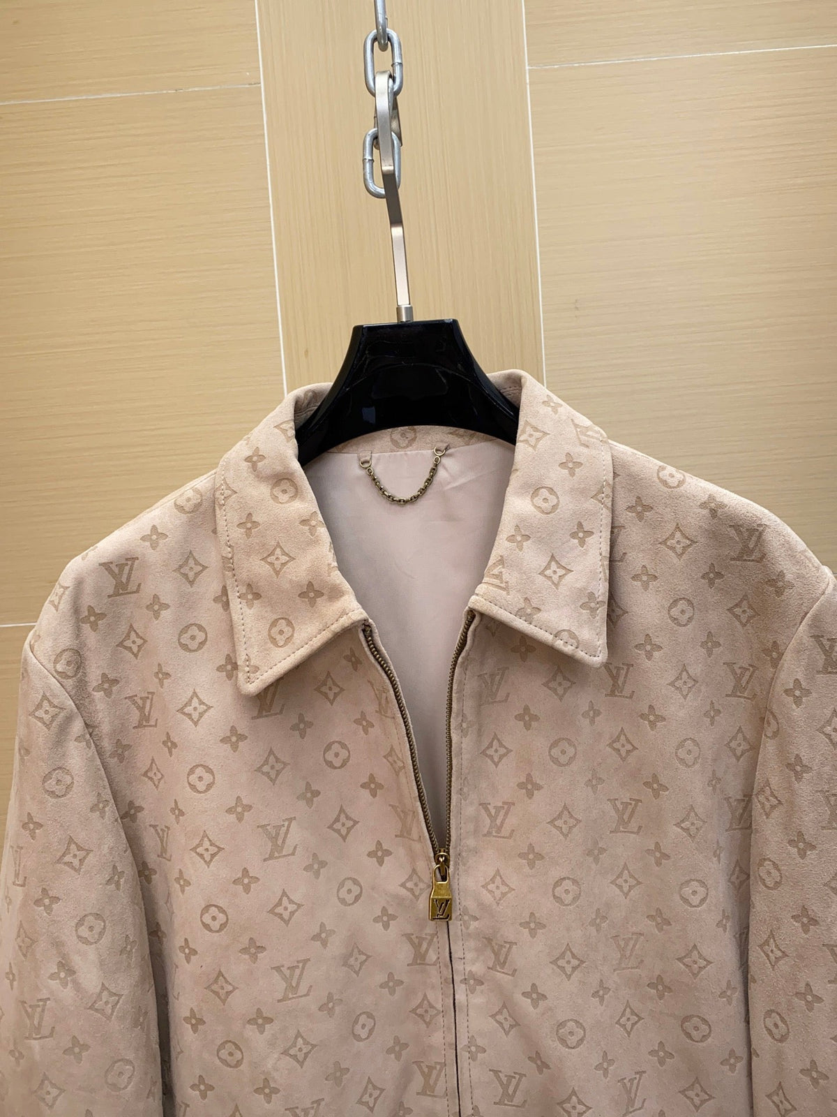 High-End Custom Jacket - 602