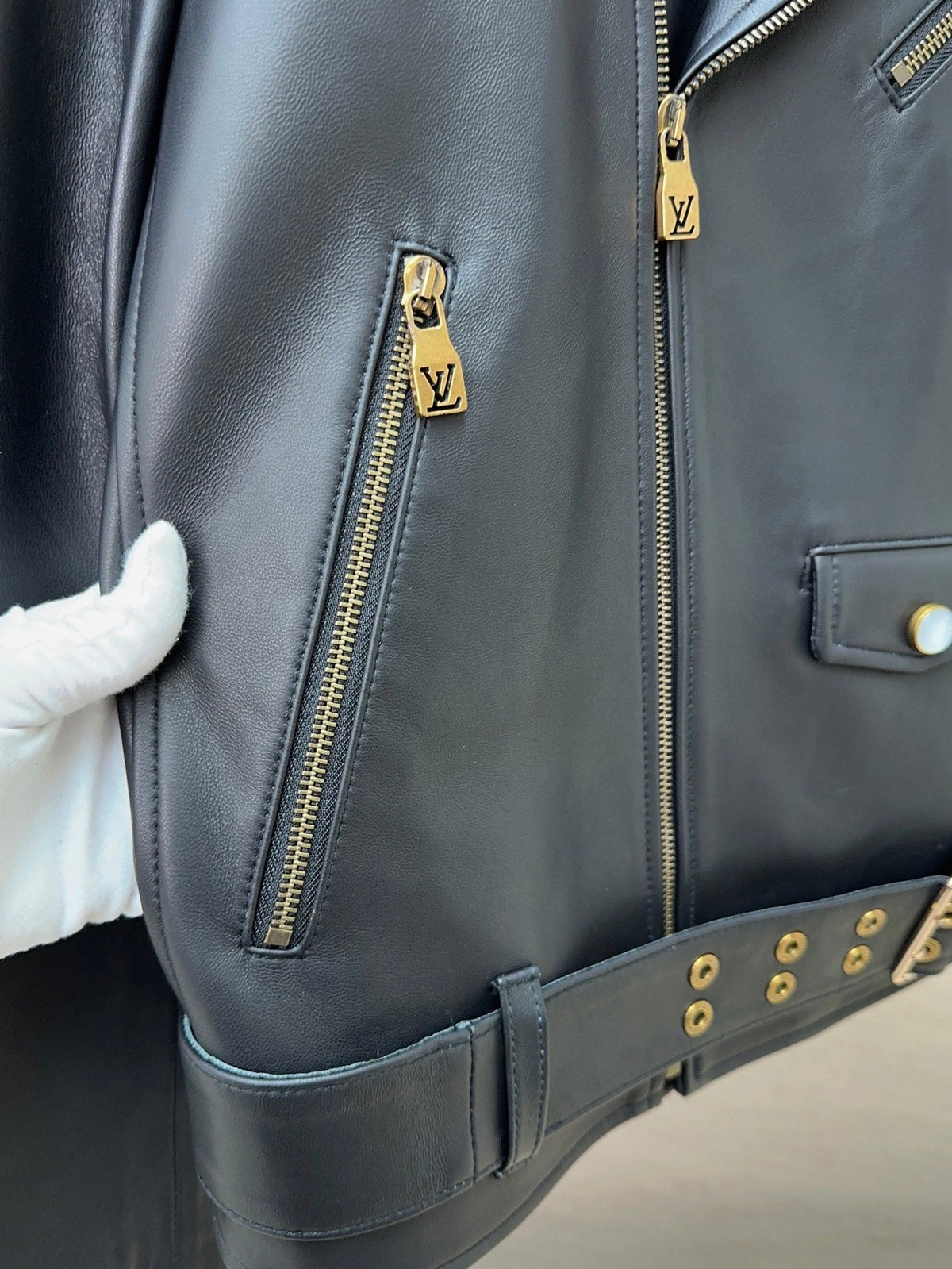 High-End Custom Jacket - 629