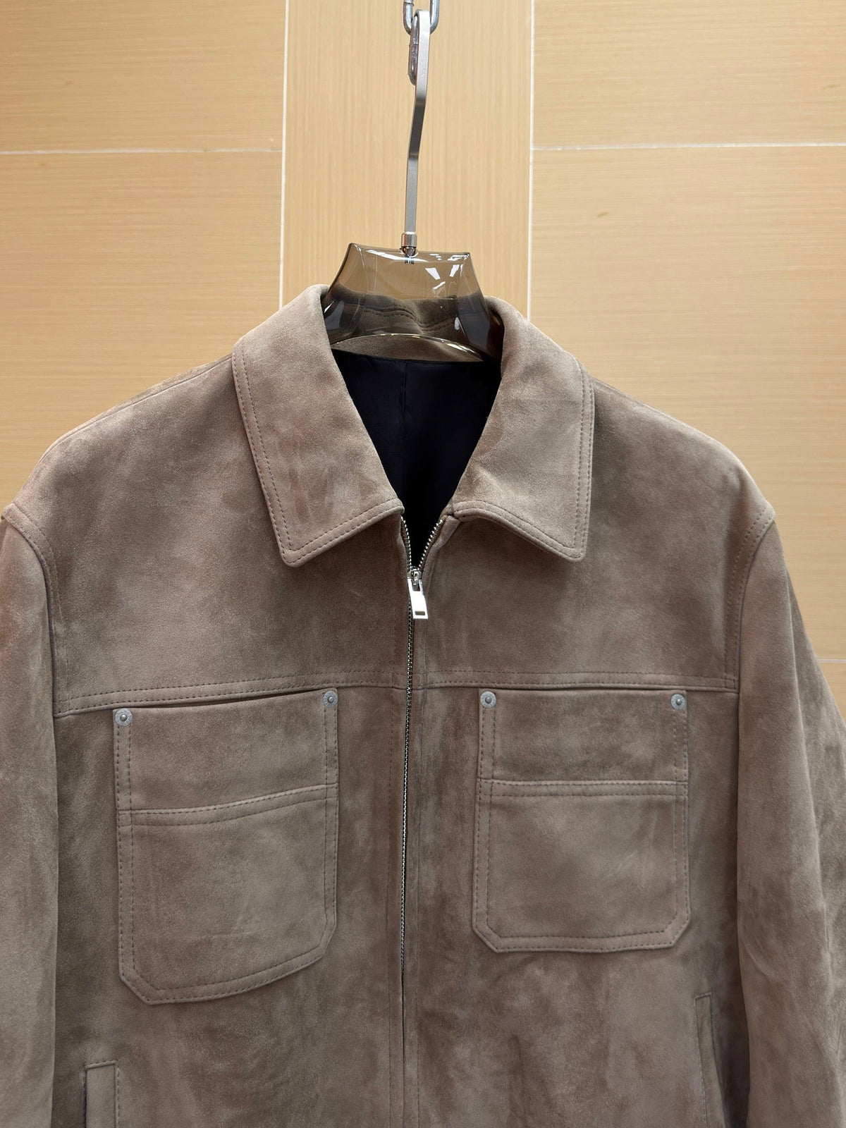 High-End Custom Jacket - 586