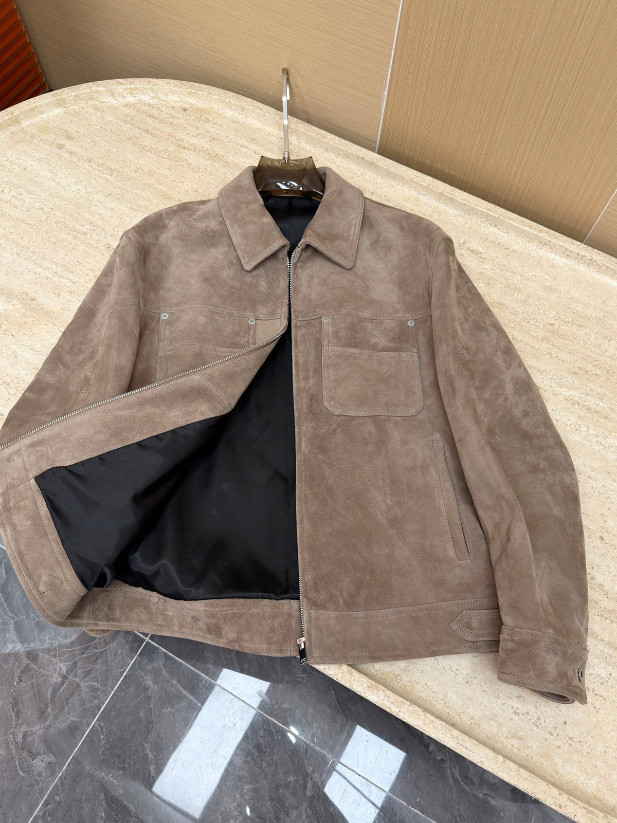 High-End Custom Jacket - 586