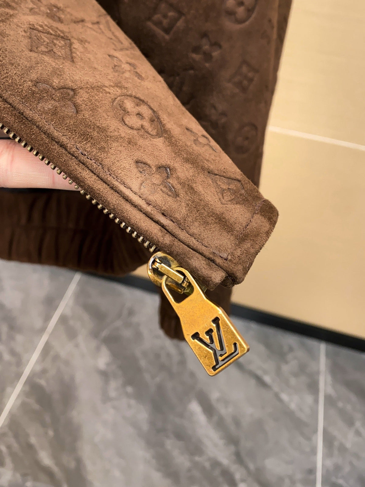 High-End Custom Jacket - 591
