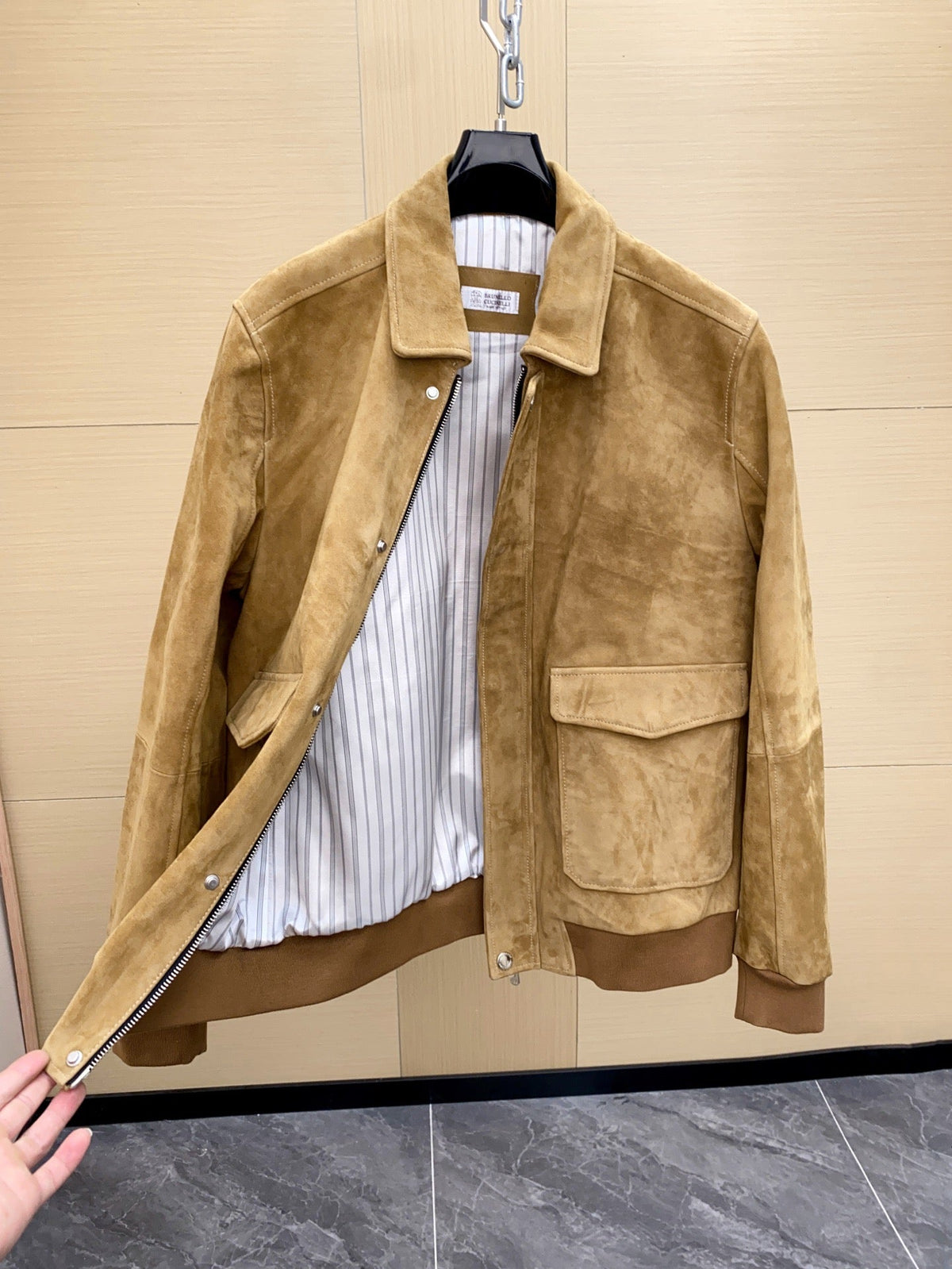 High-End Custom Jacket - 564