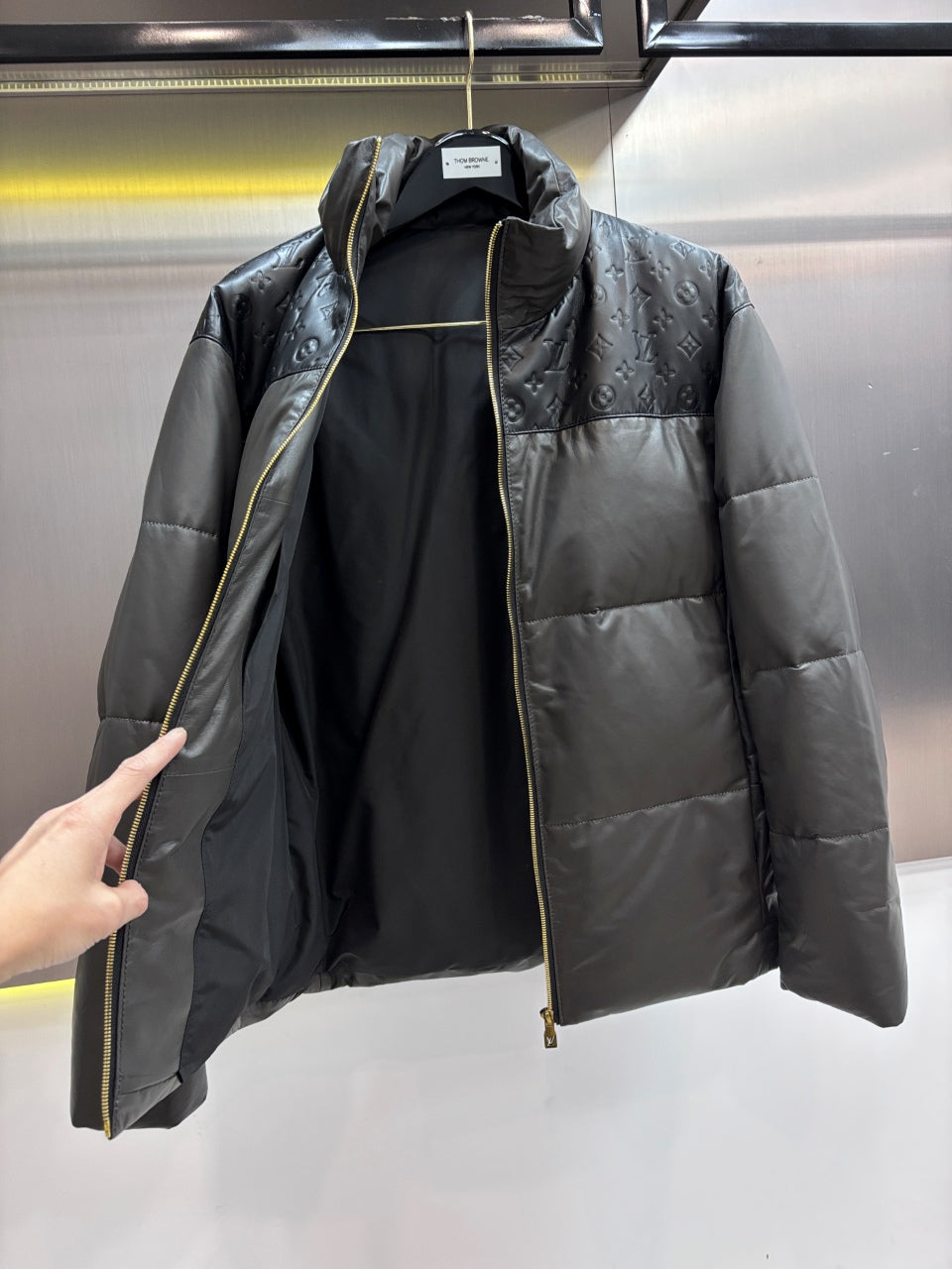 High-End Custom Jacket - 285