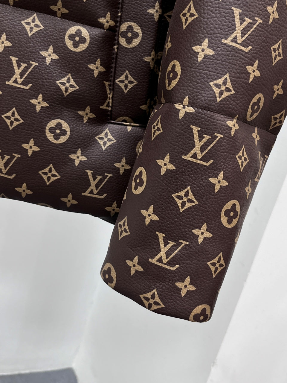 High-End Custom Jacket - 352