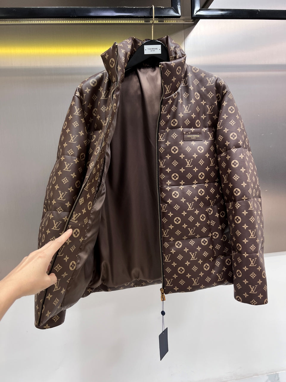 High-End Custom Jacket - 527