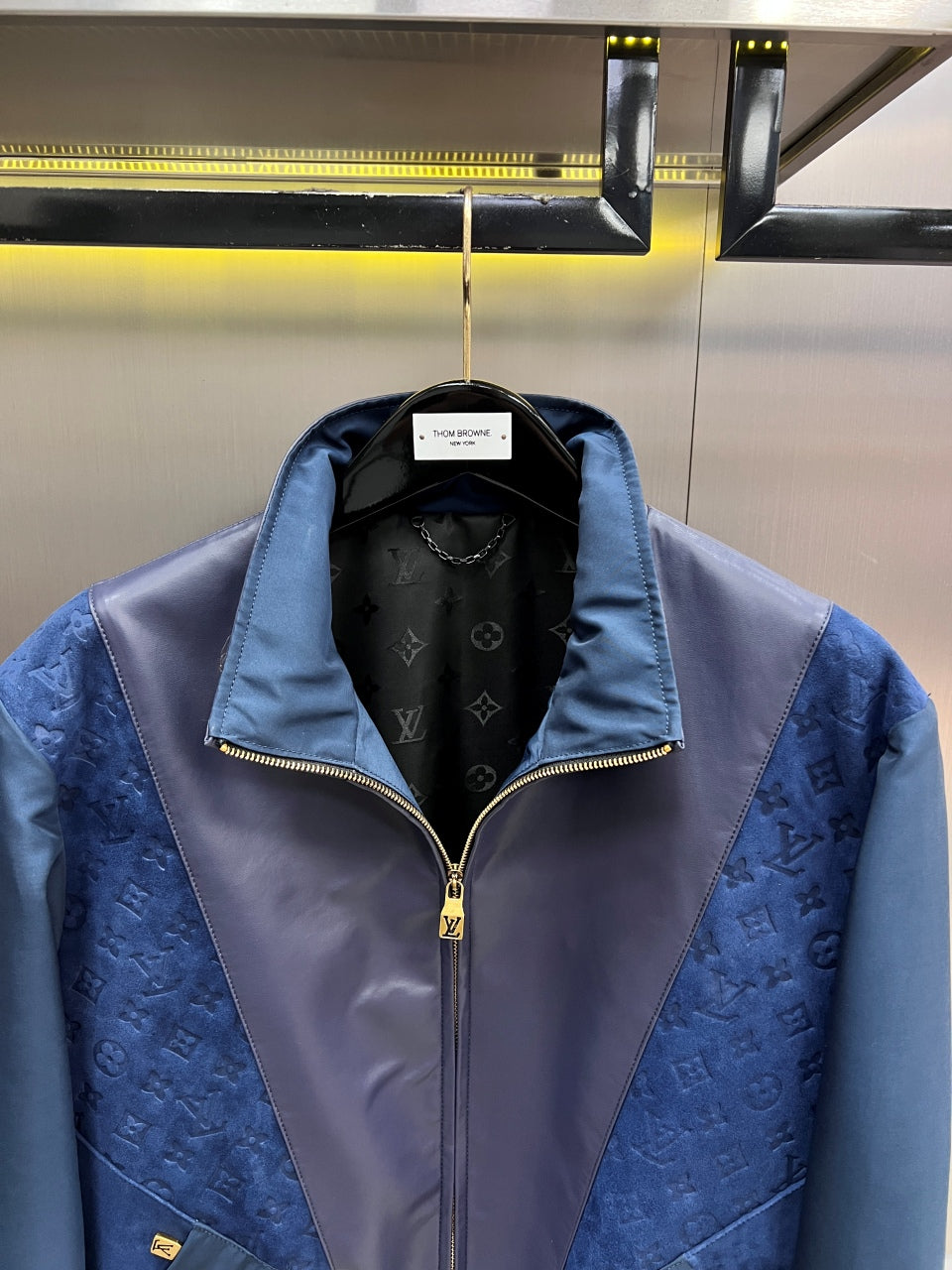 High-End Custom Jacket - 671