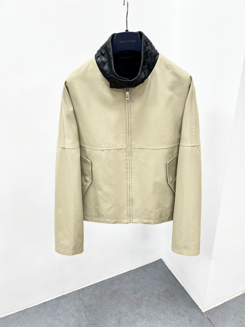 High-End Custom Jacket - 522