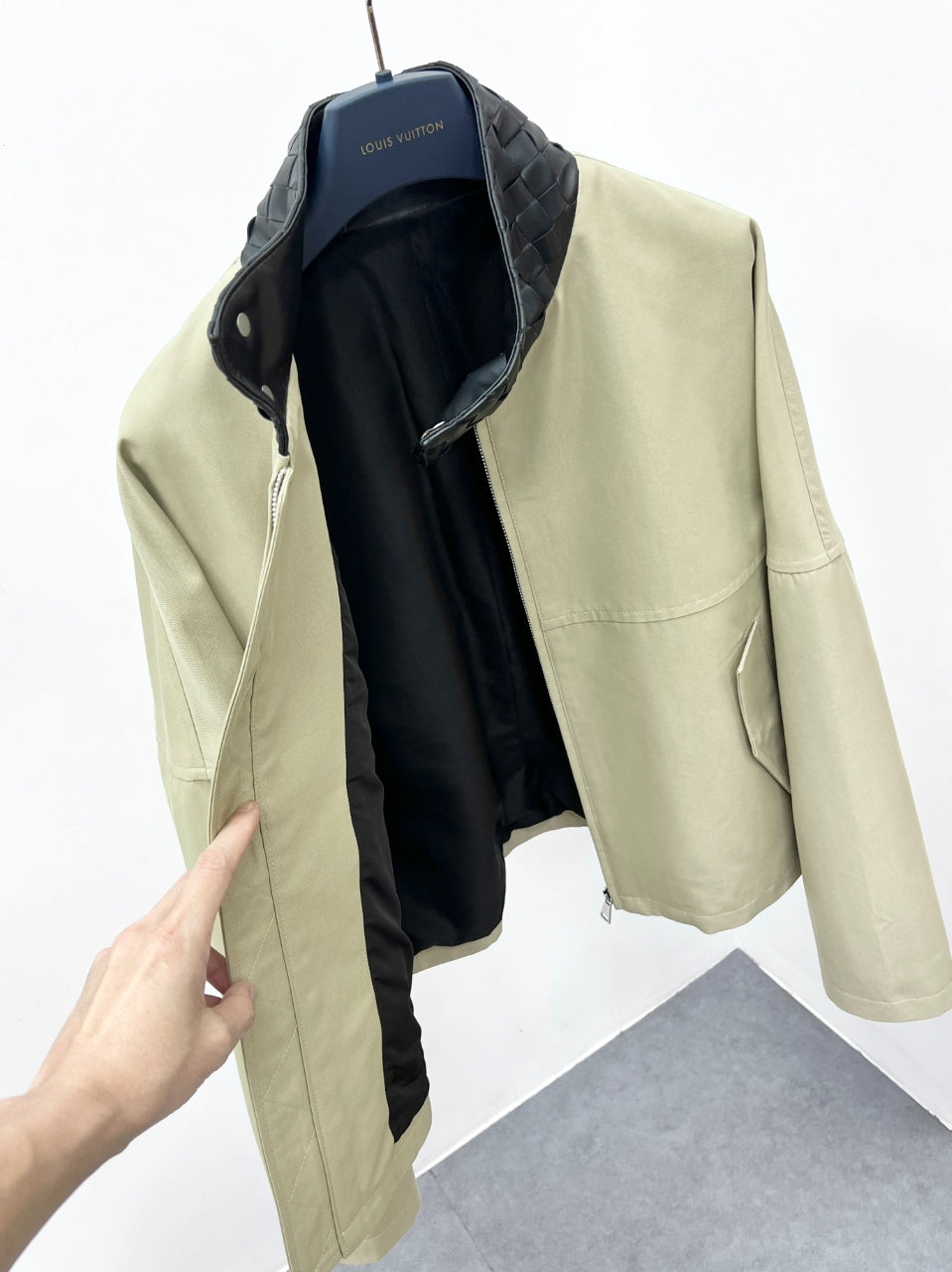 High-End Custom Jacket - 522