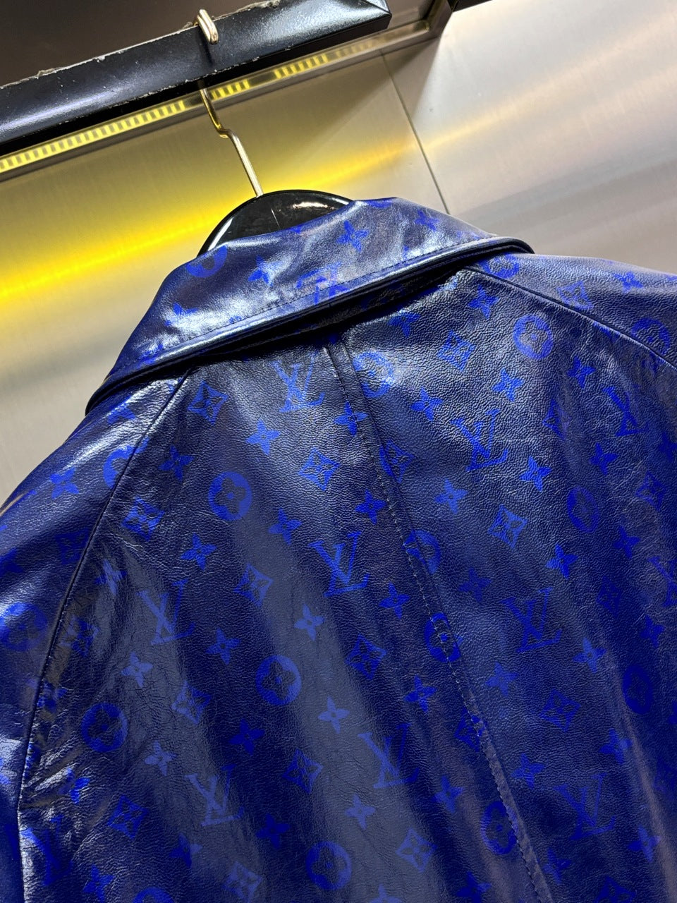 High-End Custom Jacket - 532