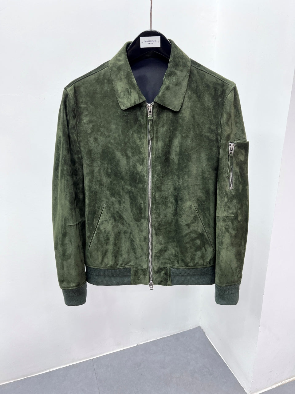 High-End Custom Jacket - 680