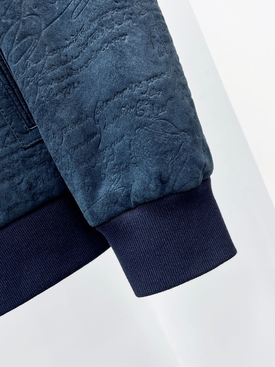 High-End Custom Jacket - 675